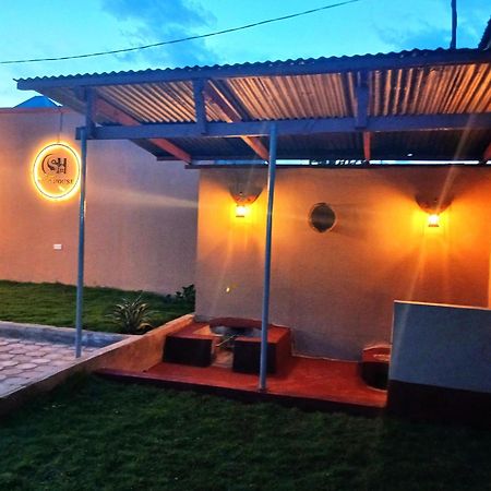 Boma la Ngombe Safi House B&B 외부 사진