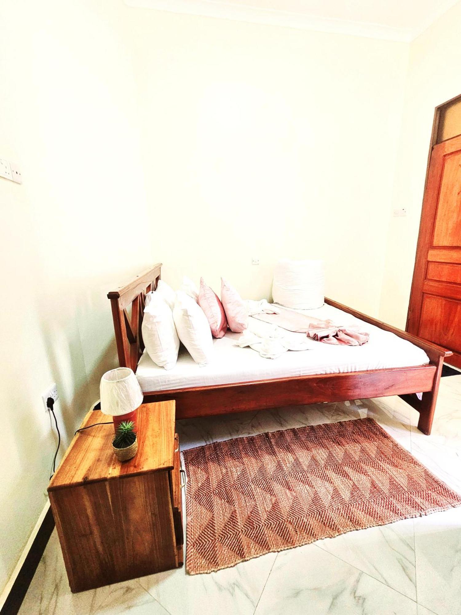 Boma la Ngombe Safi House B&B 외부 사진