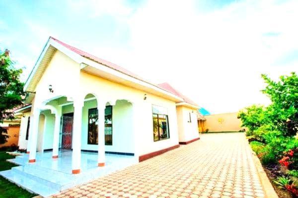 Boma la Ngombe Safi House B&B 외부 사진