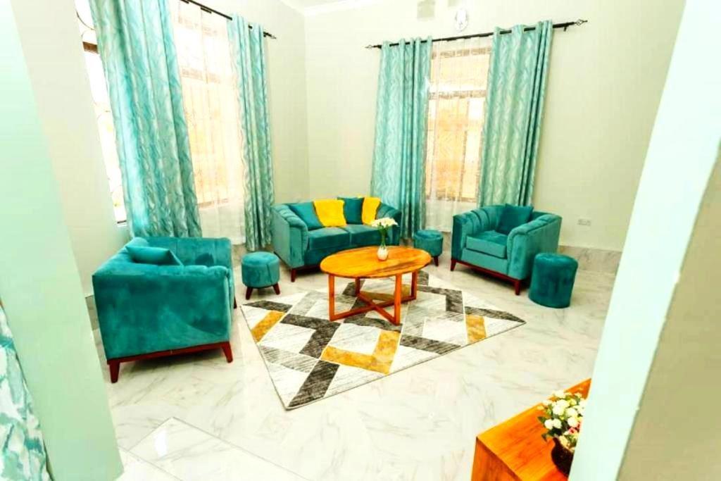 Boma la Ngombe Safi House B&B 외부 사진