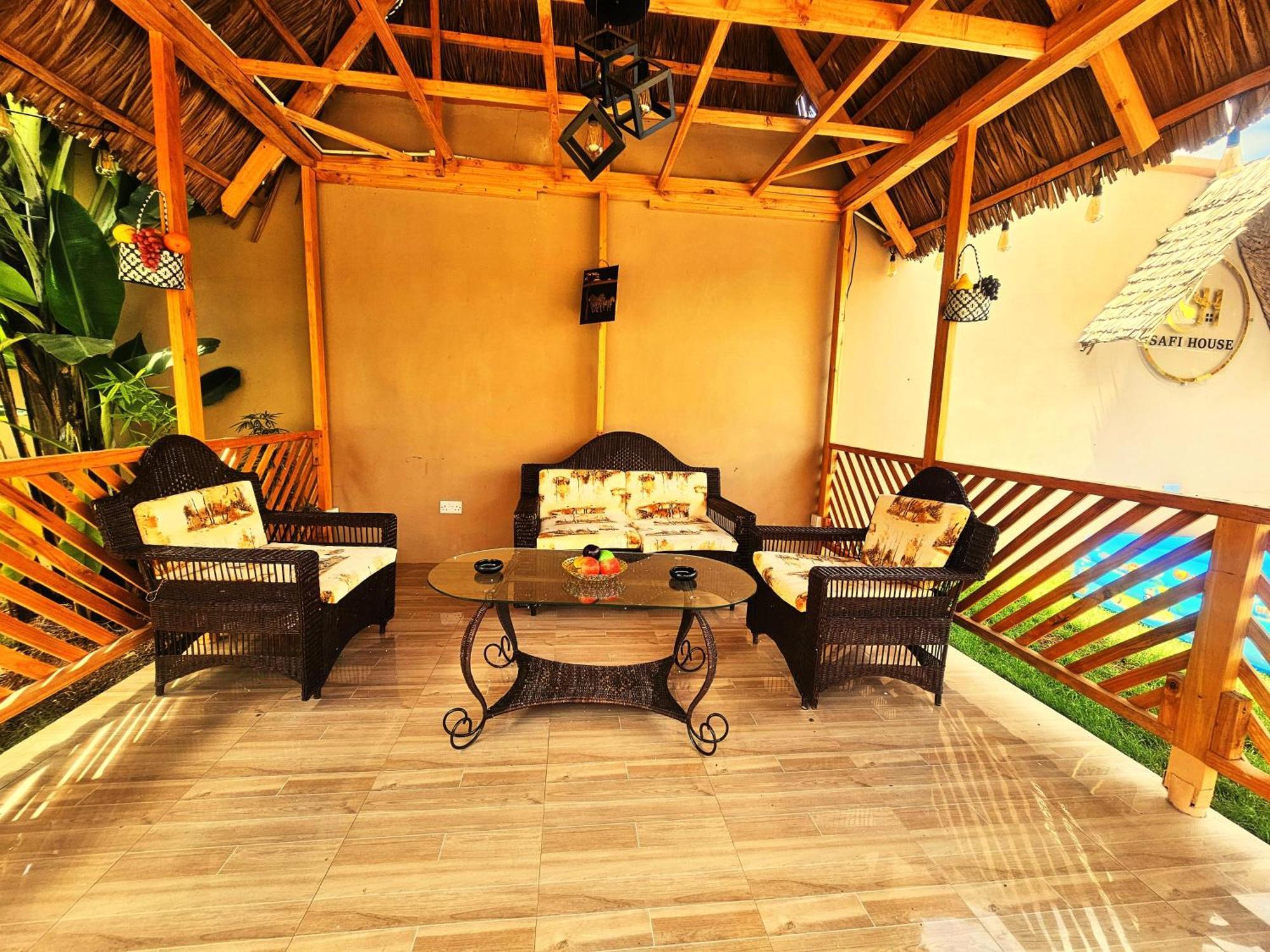 Boma la Ngombe Safi House B&B 외부 사진